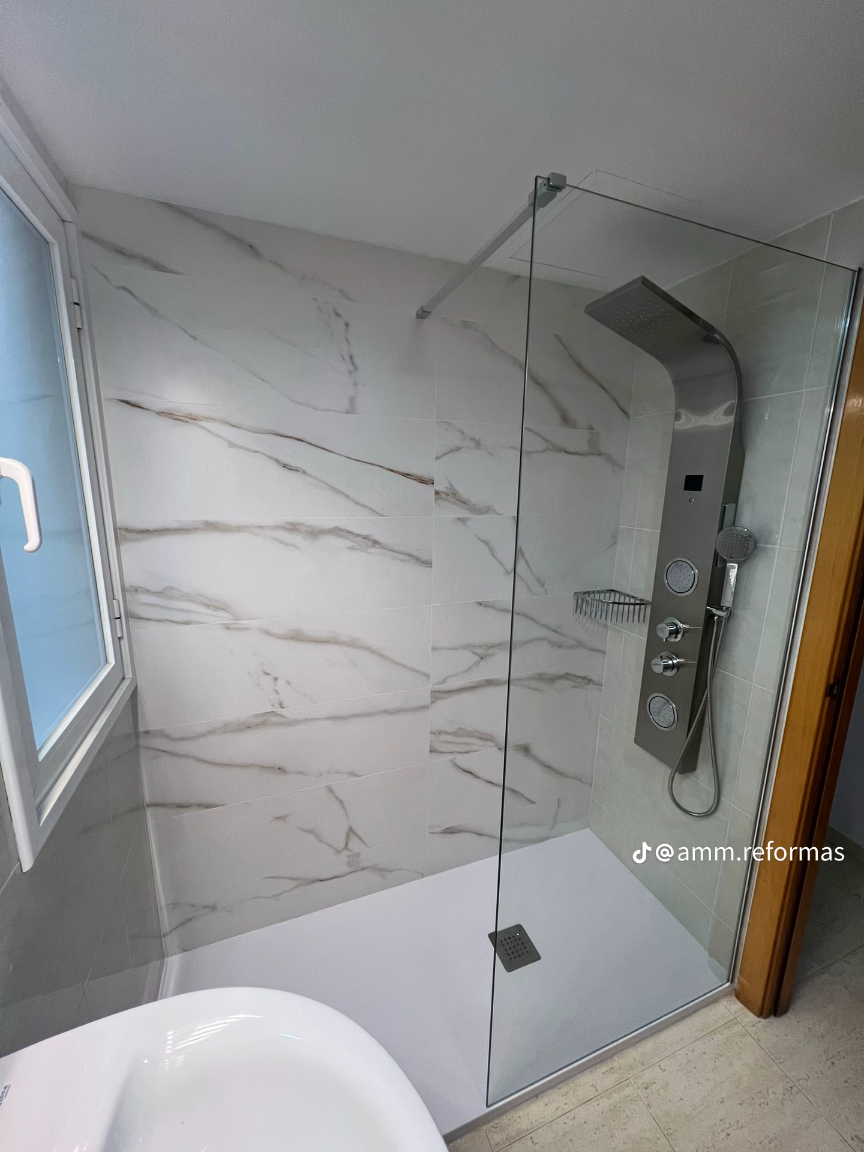 Trasformazione vasca in doccia a Crotone