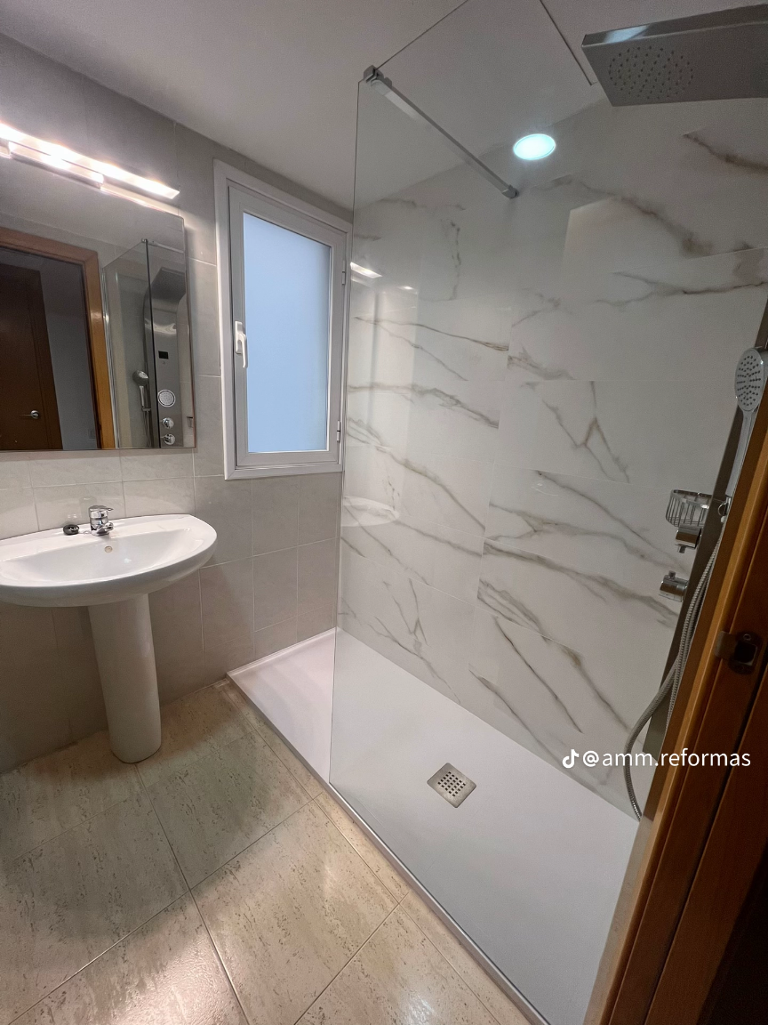 Trasformazione vasca in doccia a Crotone